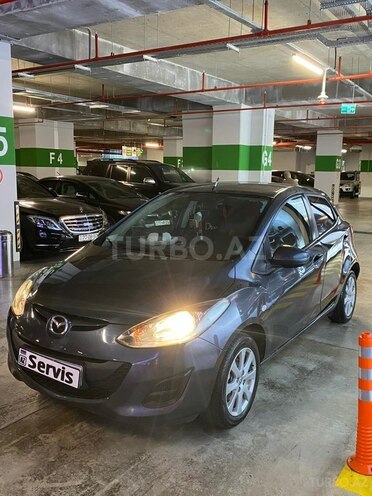 Mazda 2-15