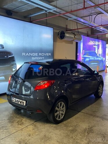 Mazda 2-2