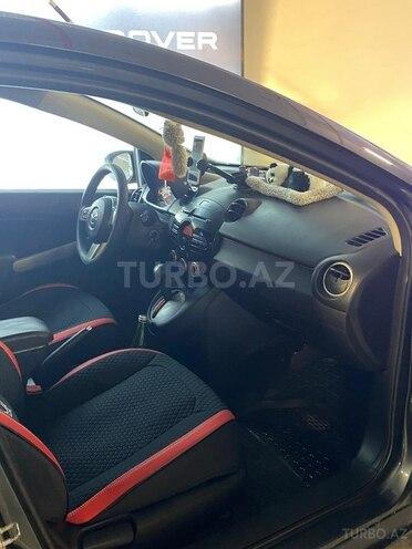 Mazda 2-7