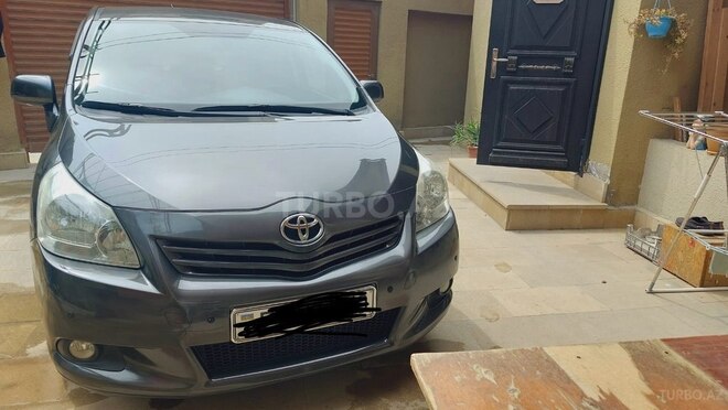 Toyota Verso-1