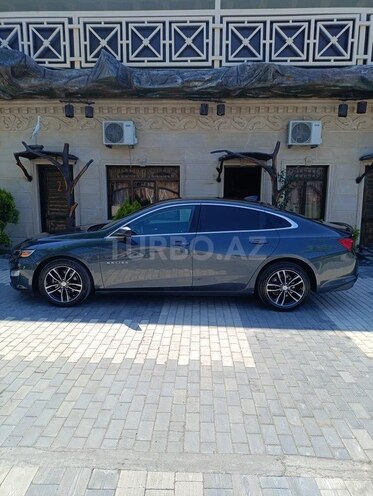 Chevrolet Malibu-5