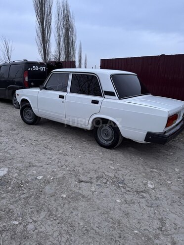 LADA (VAZ) 2107-5