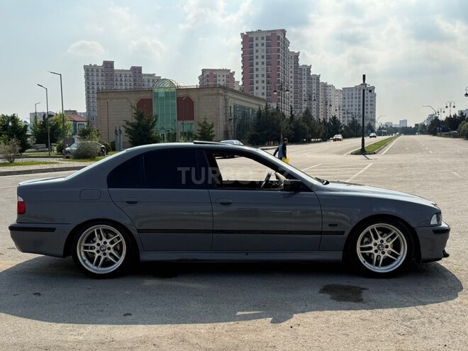 BMW 528-6