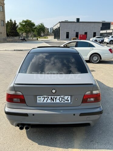 BMW 528-11