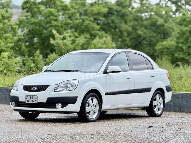 Kia Rio-5