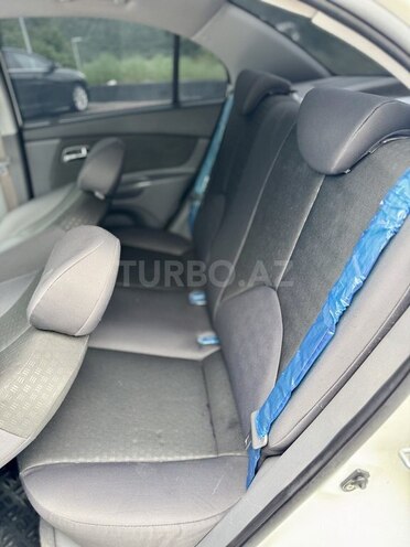 Kia Rio-8