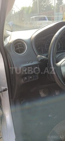 Nissan Note-7