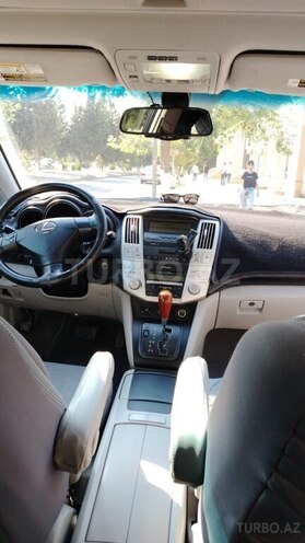 Lexus RX 330-9