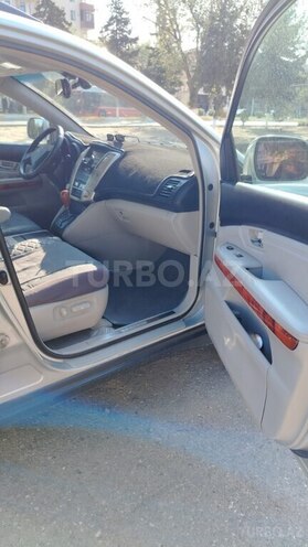 Lexus RX 330-8