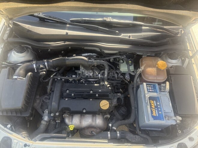 Opel Astra-8