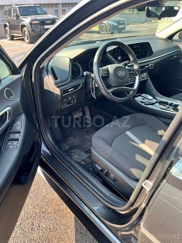 Hyundai Sonata-9