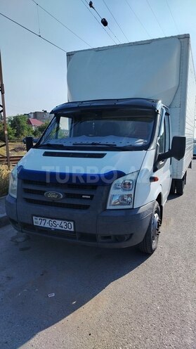 Ford Transit-5