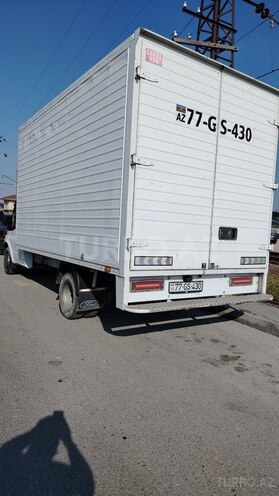 Ford Transit-6