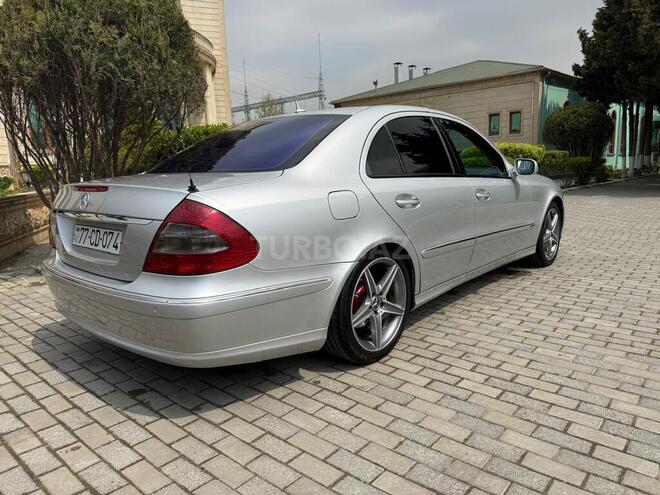Mercedes E 220-3
