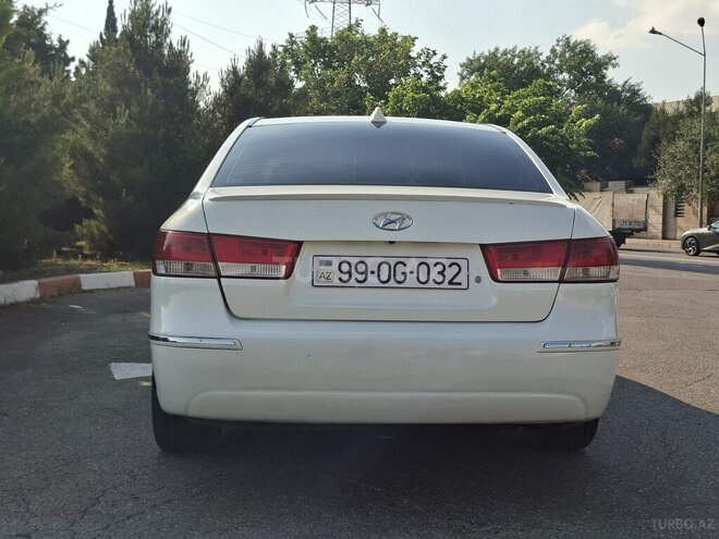 Hyundai Sonata-4