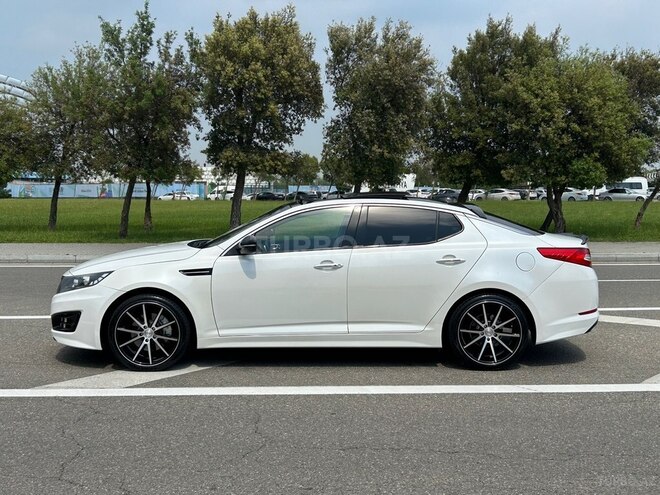 Kia K5-6