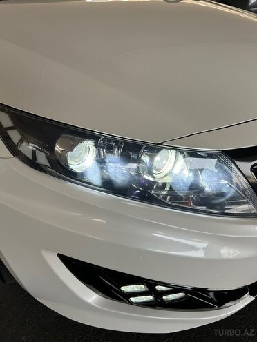 Kia K5-11