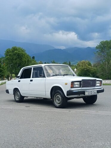 LADA (VAZ) 2107-4