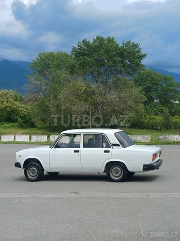 LADA (VAZ) 2107-5