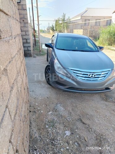 Hyundai Sonata-3