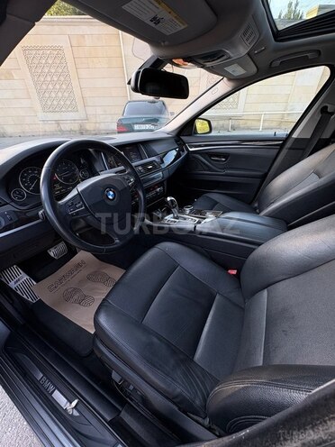 BMW 528-10