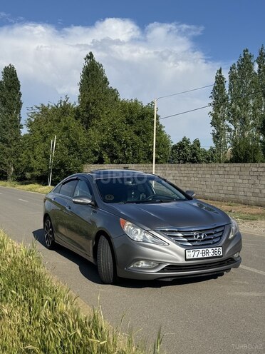 Hyundai Sonata-8