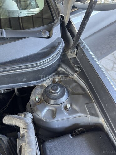 Hyundai Sonata-16