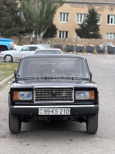 LADA (VAZ) 2107-1