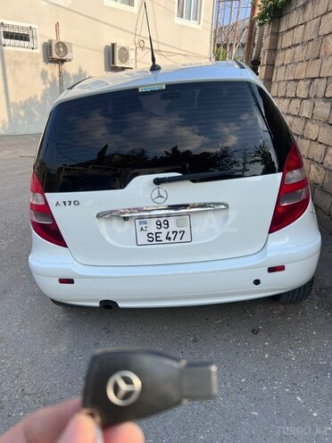 Mercedes A 170-2