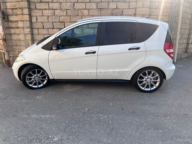 Mercedes A 170-4