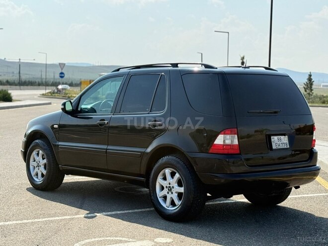 Mercedes ML 320-6
