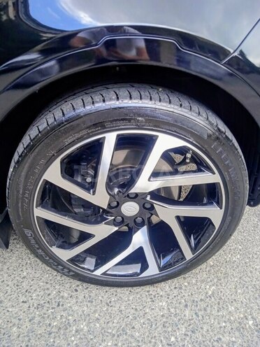 Land Rover Discovery-16