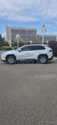 Toyota RAV4-3