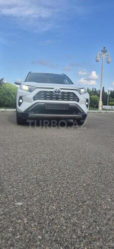 Toyota RAV4-1