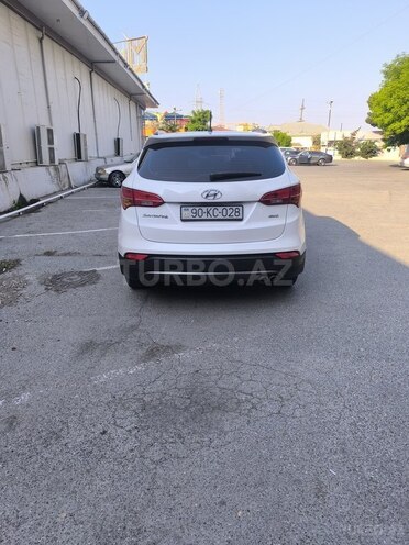 Hyundai Santa Fe-4