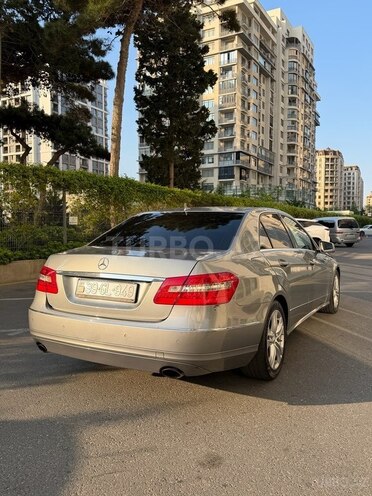 Mercedes E 300-3