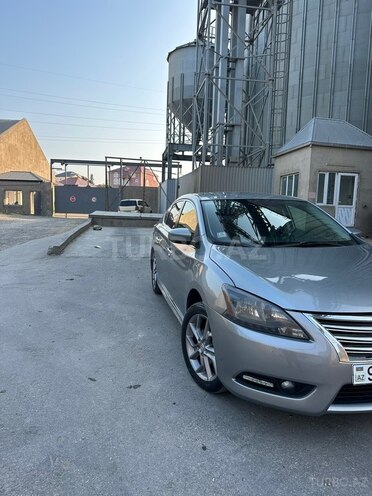 Nissan Sentra-11