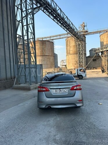 Nissan Sentra-10