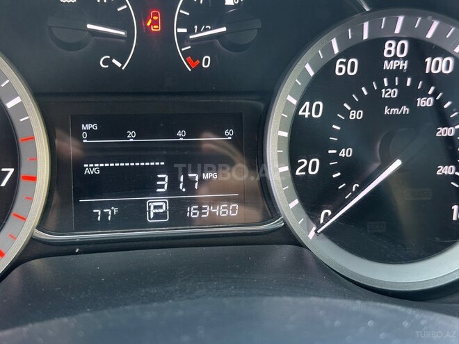 Nissan Sentra-5