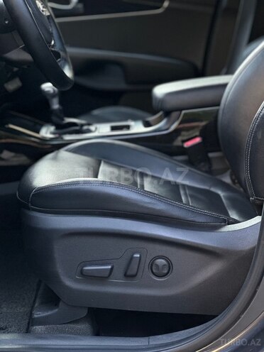 Kia Sorento-14