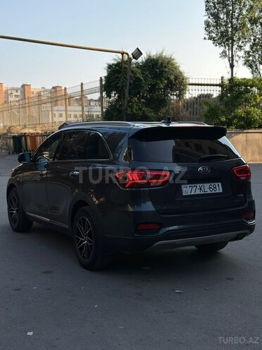 Kia Sorento-5