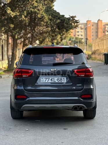 Kia Sorento-6