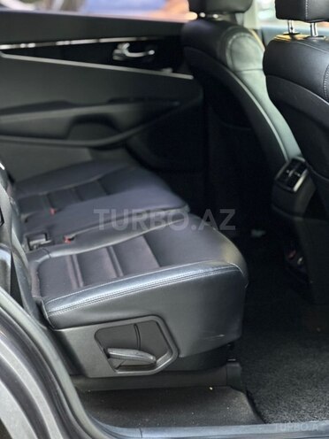 Kia Sorento-15