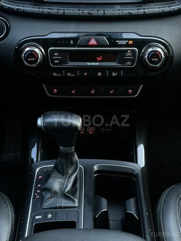 Kia Sorento-12