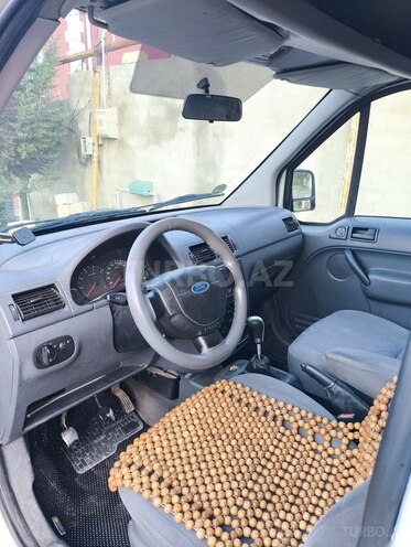 Ford Tourneo Connect-6