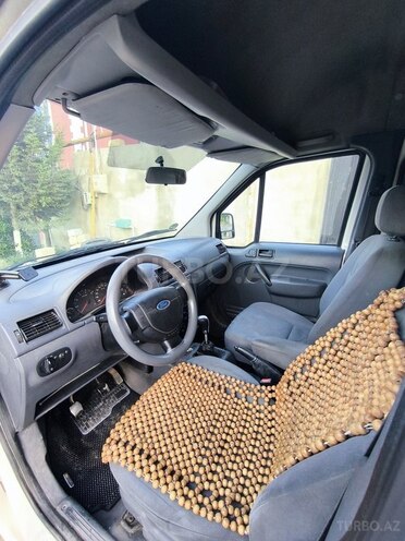 Ford Tourneo Connect-3
