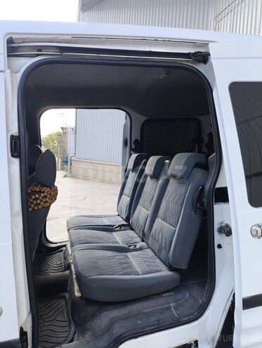 Ford Tourneo Connect-7