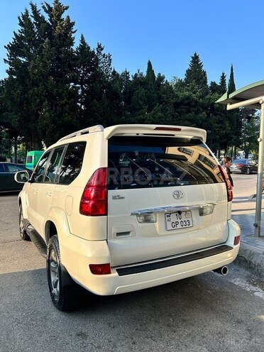 Toyota Land Cruiser Prado-7