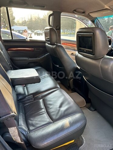 Toyota Land Cruiser Prado-14