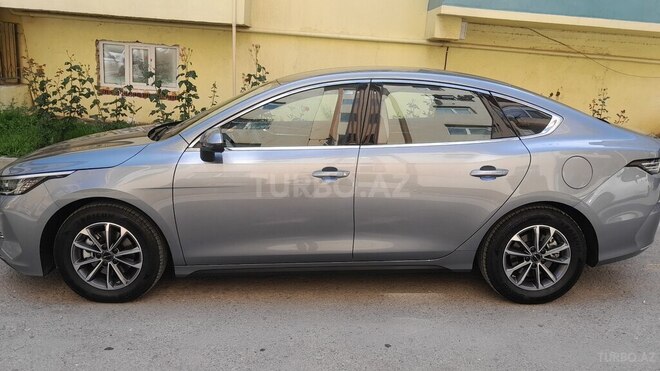 BYD Destroyer 05-21